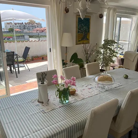 Svagi Rooftop * سبليت