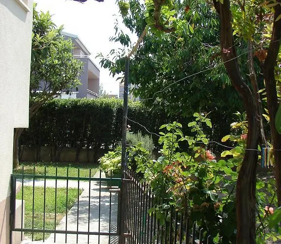 Svagi Rooftop Apartament *