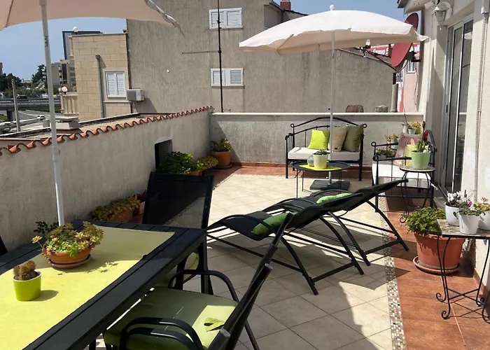 Svagi Rooftop * Split